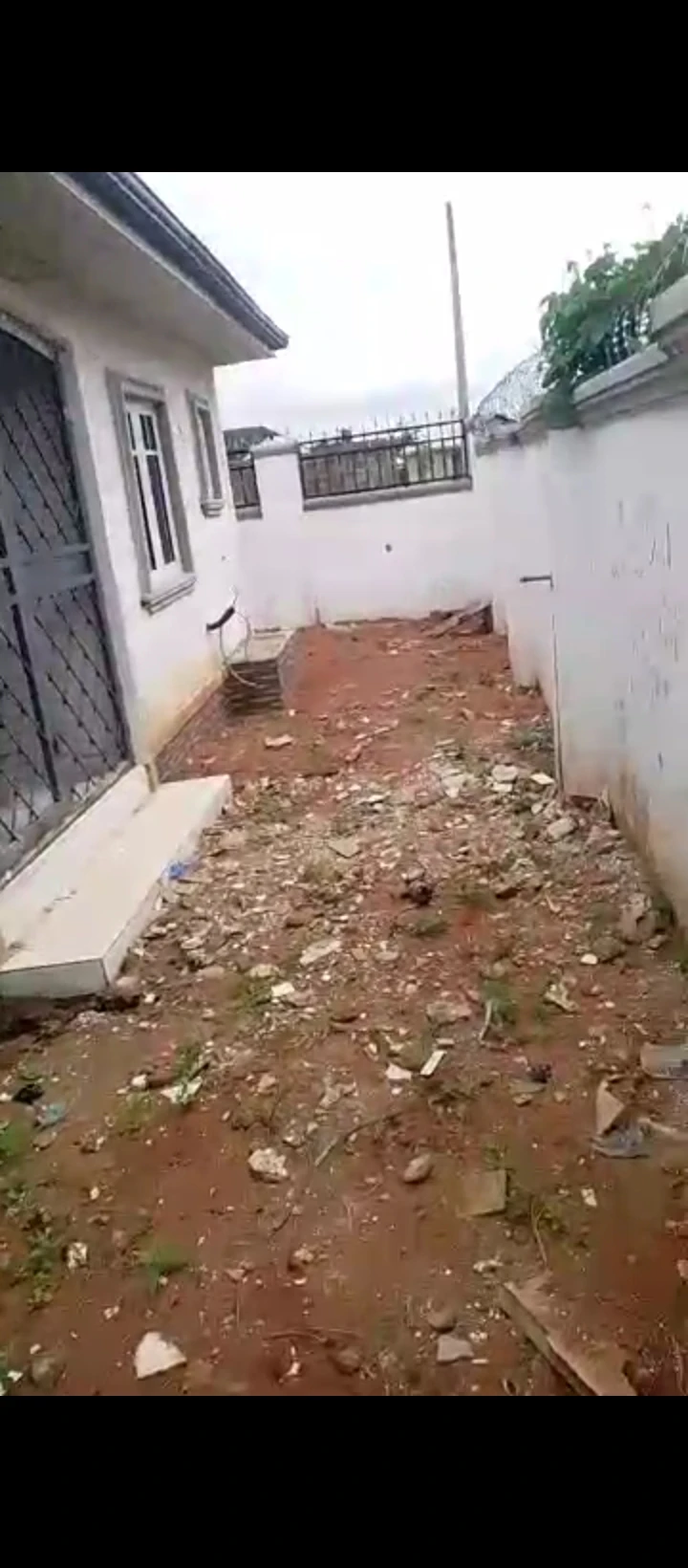 3 Bedroom Flat for Sale in Sapele road, Edo - Image 3