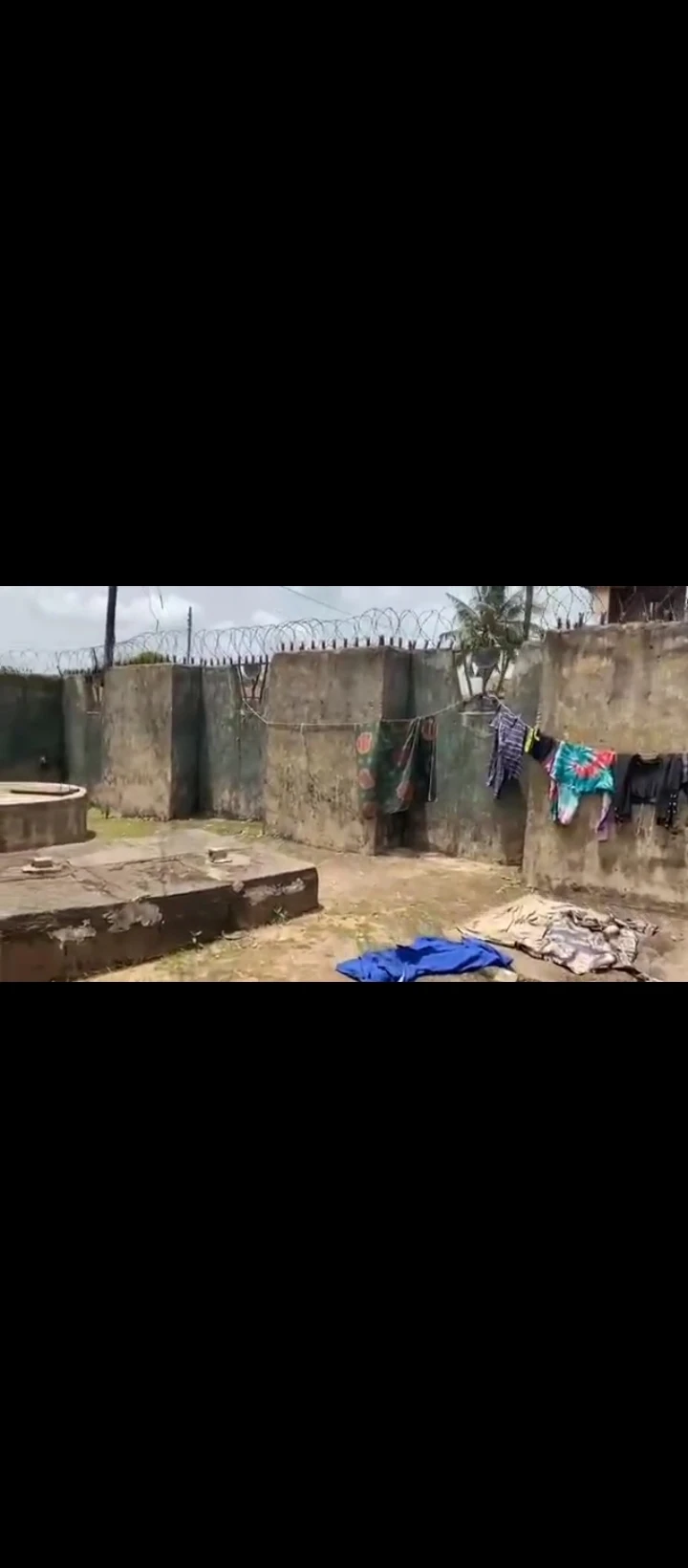 2 Bedroom Flat for Sale in Uwasota, Edo - Image 1