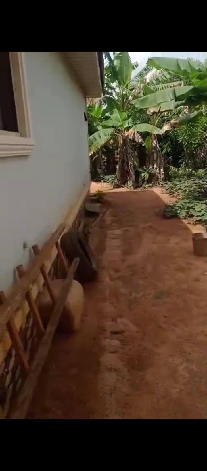 Duplex for Sale in Ekehuan road, Edo - Image 5