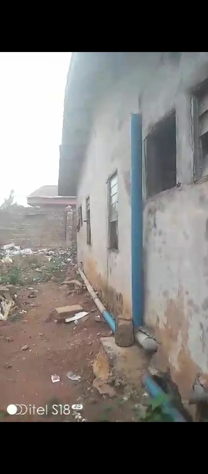 Uncompleted Building for Sale in Uwelu, Edo - Image 2