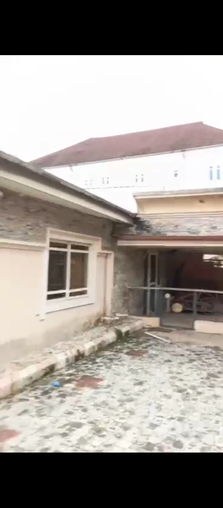 3 Bedroom Flat for Sale in 2nd ugbor gra, Edo - Image 2