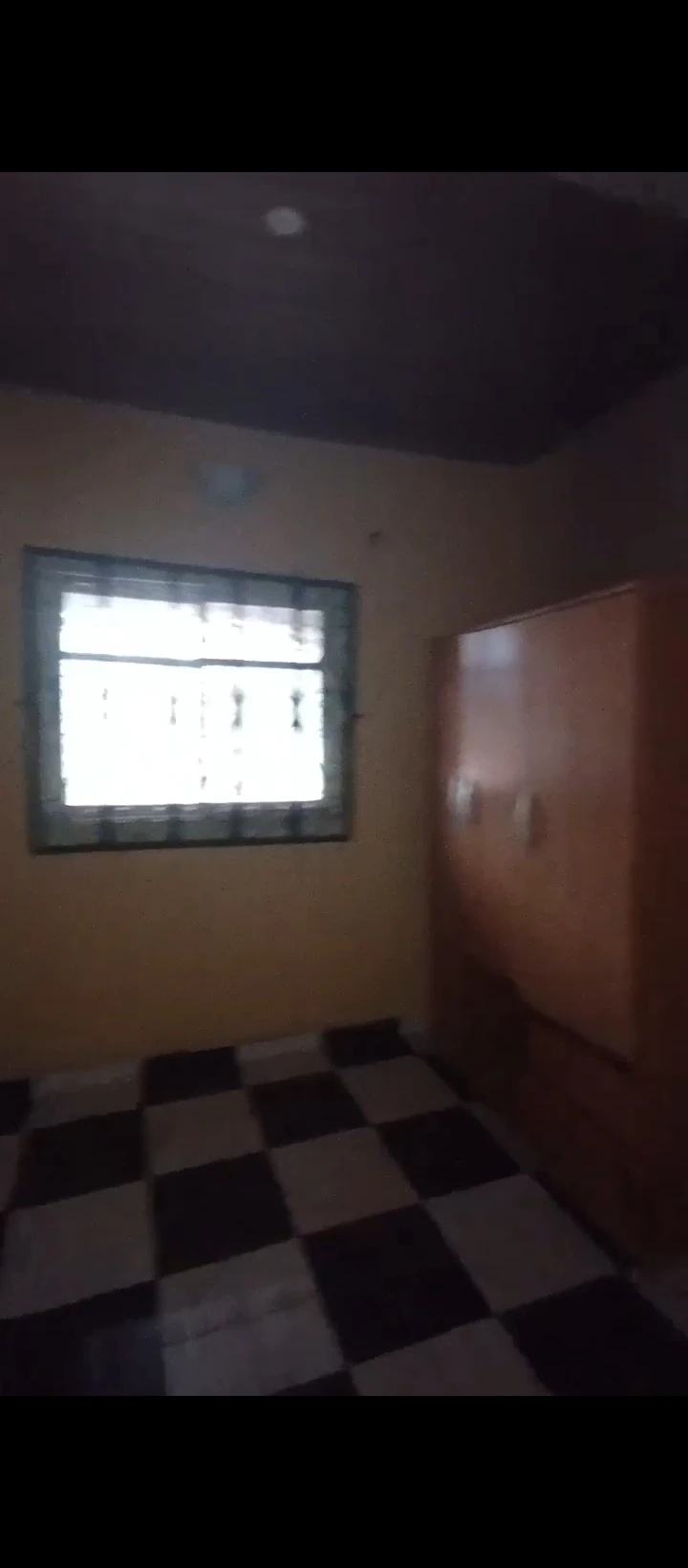 2 Bedroom Flat for Rent in Isihor, Edo - Image 4