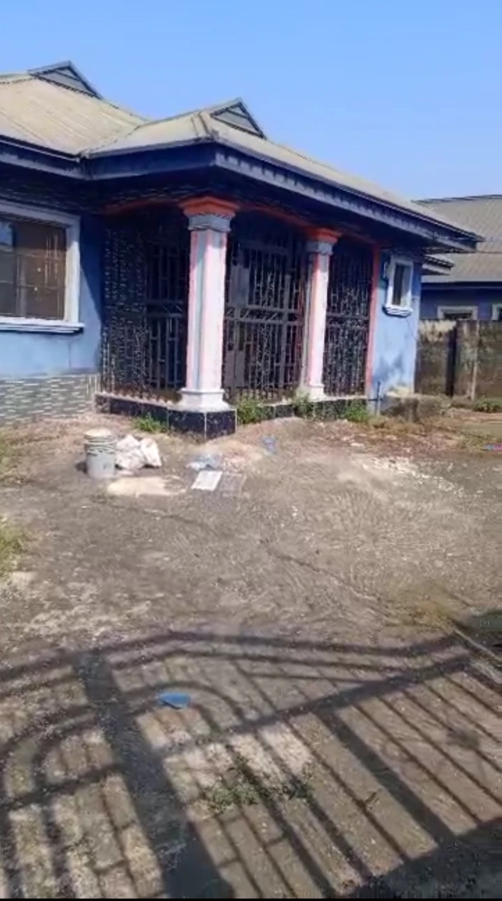 Bungalow for Sale in Sapele road, Edo - Image 3