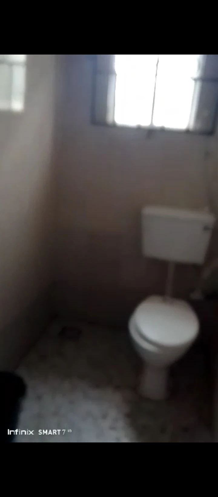 3 Bedroom Flat for Rent in Etete, Edo - Image 2