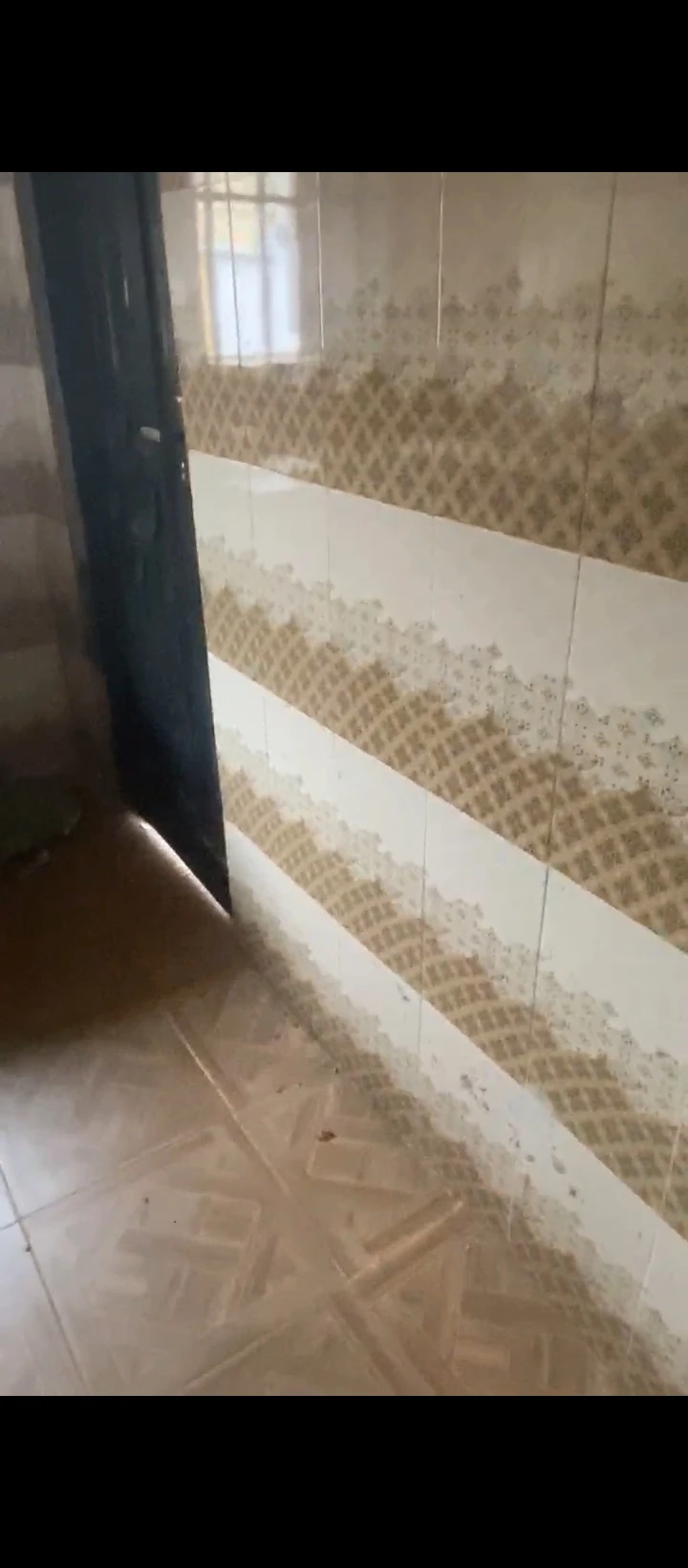 1 Bedroom Flat for Rent in Peanut sapele road, Edo - Image 3