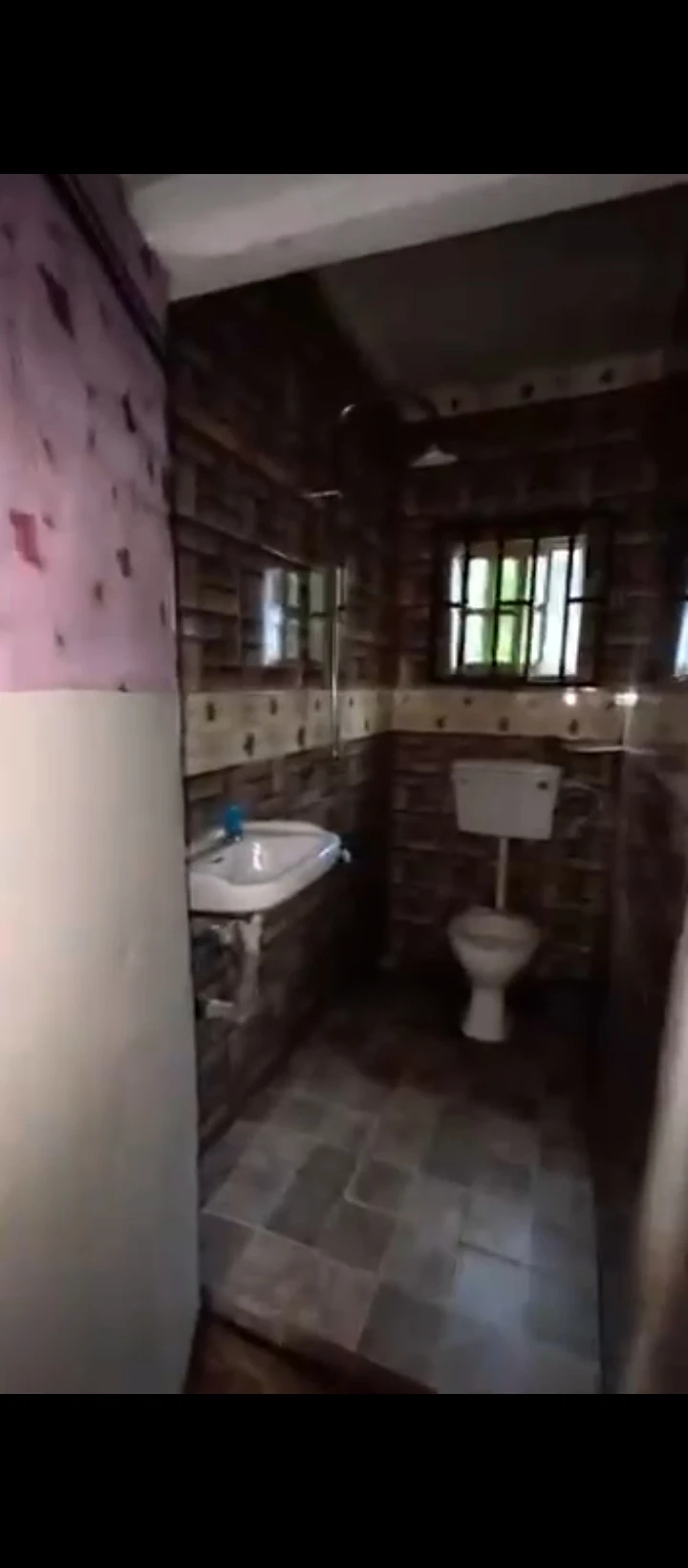 1 Bedroom Flat for Rent in Isihor, Edo - Image 3