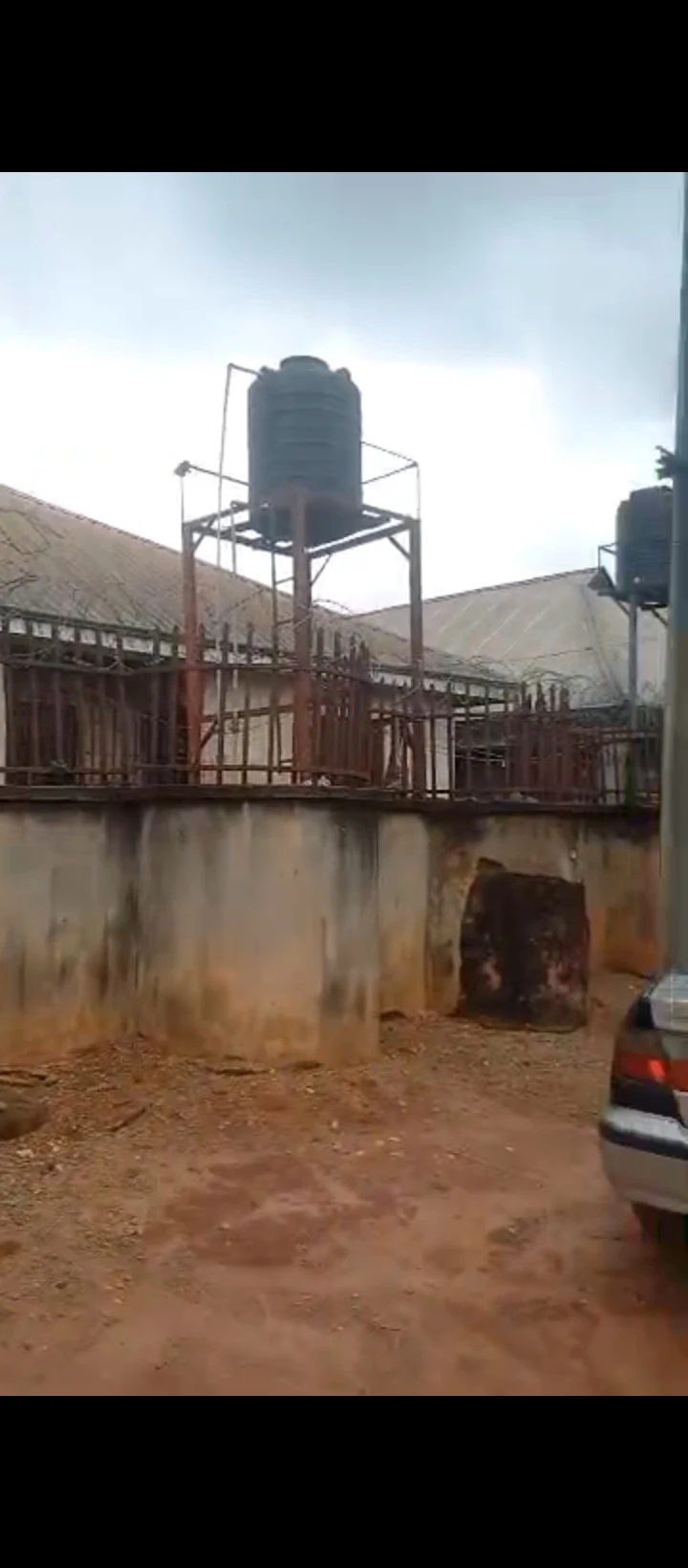 3 Bedroom Flat for Sale in Asoro hill ekehuan, Edo - Image 1