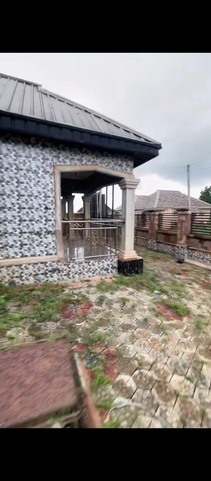 Bungalow for Sale in Upper siluko, Edo - Image 2