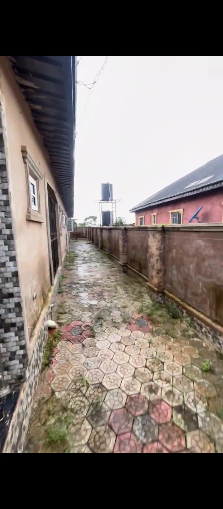 Bungalow for Sale in Upper siluko, Edo - Image 1