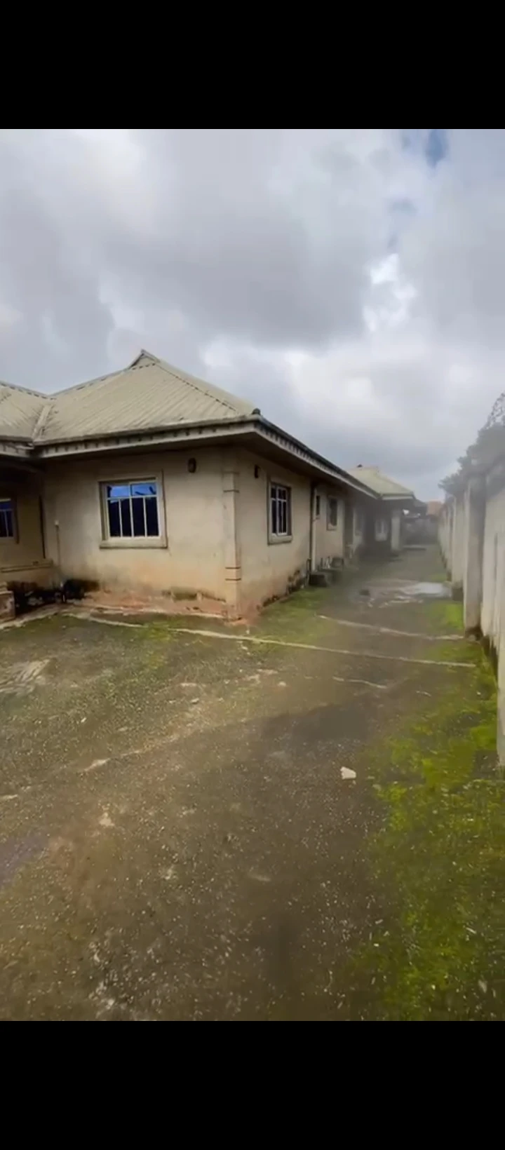 3 Bedroom Flat for Sale in Upper saponkba, Edo - Image 4