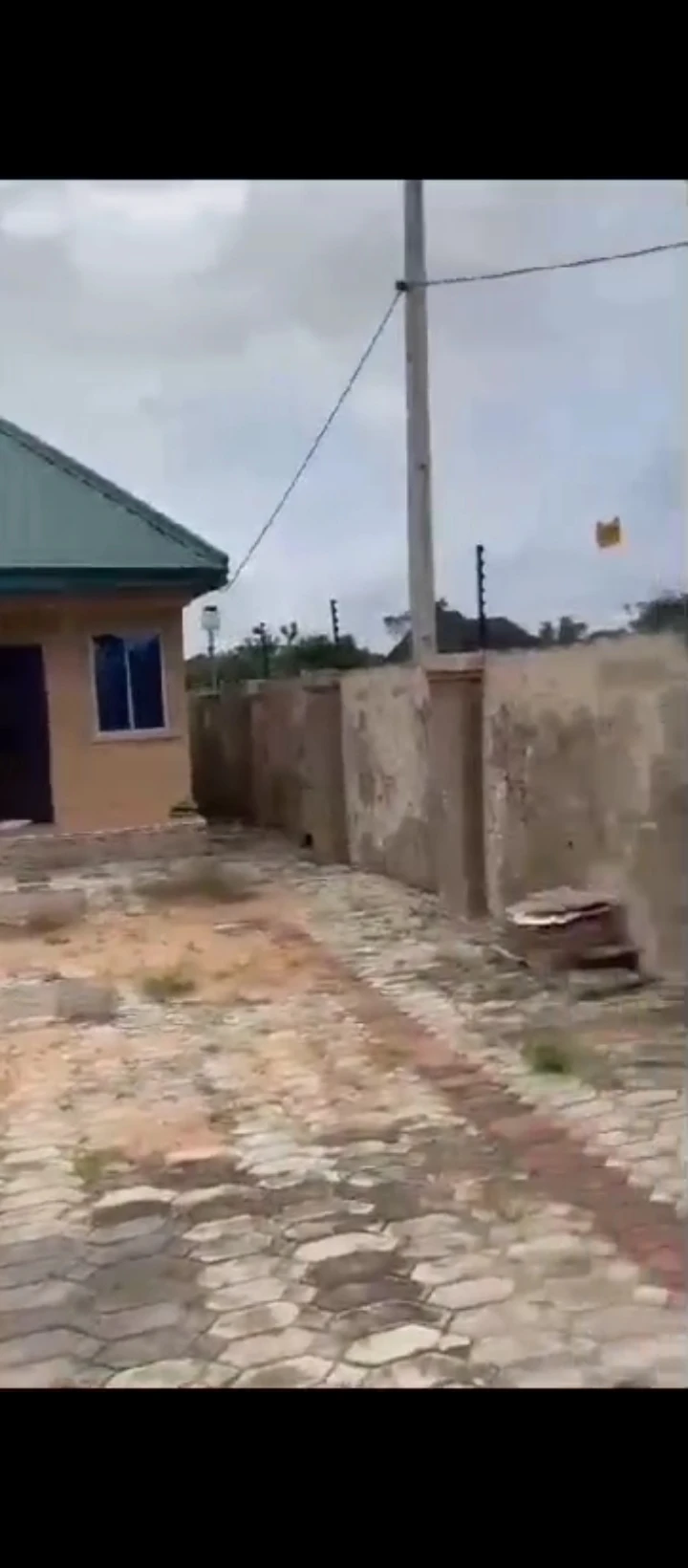2 Bedroom Flat for Sale in Sapele road bypass, Edo - Image 3