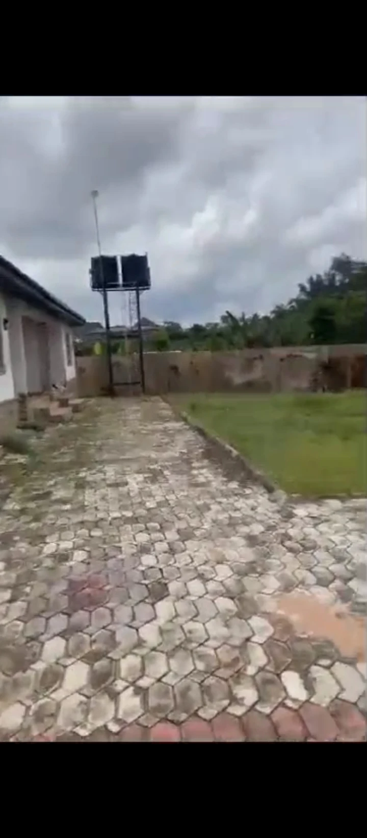 2 Bedroom Flat for Sale in Sapele road bypass, Edo - Image 4