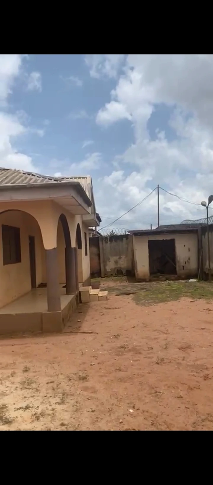 Bungalow for Sale in Ogunwemnyi, Edo - Image 1