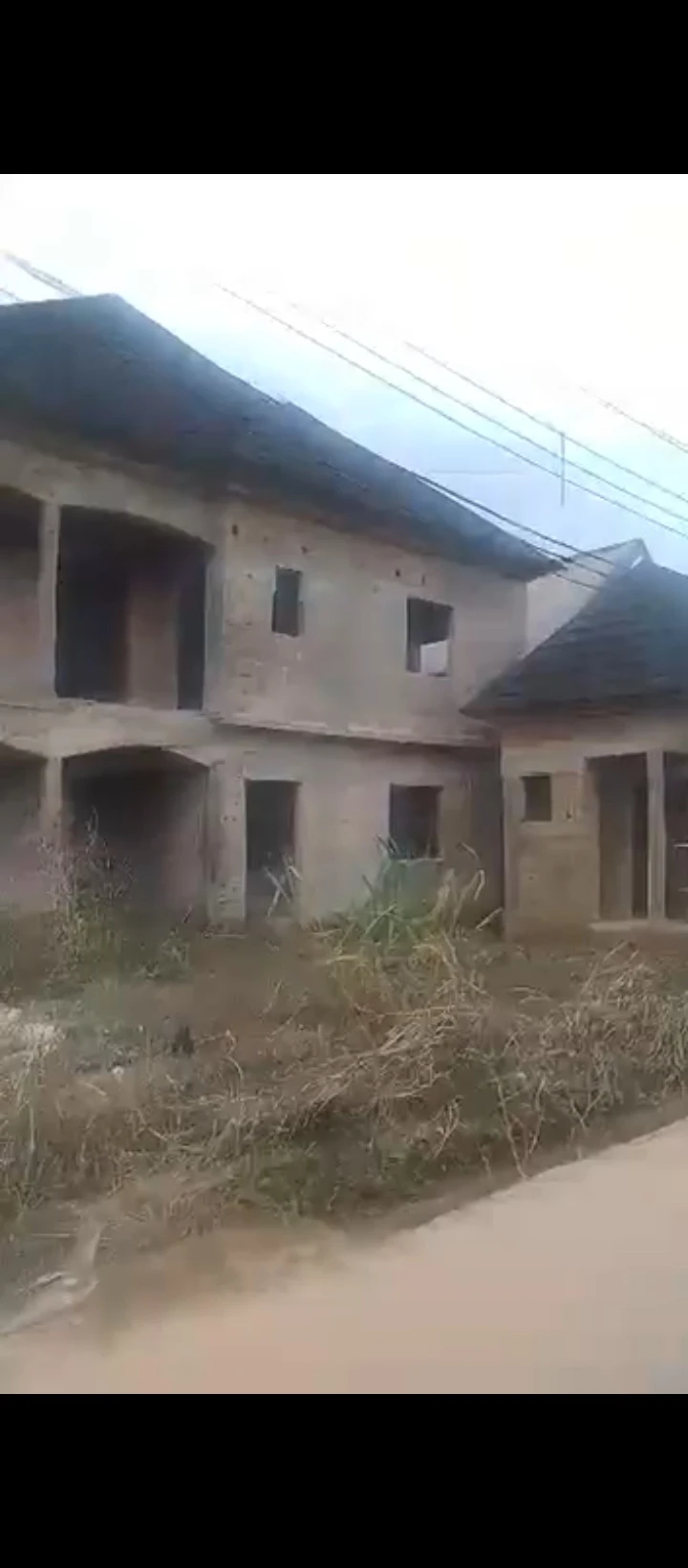 4 Bedroom Flat for Sale in 2nd ugbor gra, Edo - Image 3