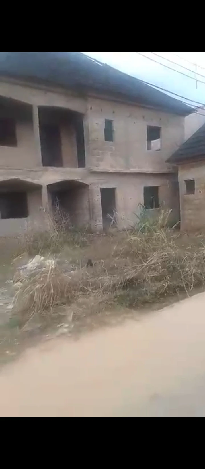 4 Bedroom Flat for Sale in 2nd ugbor gra, Edo - Image 1