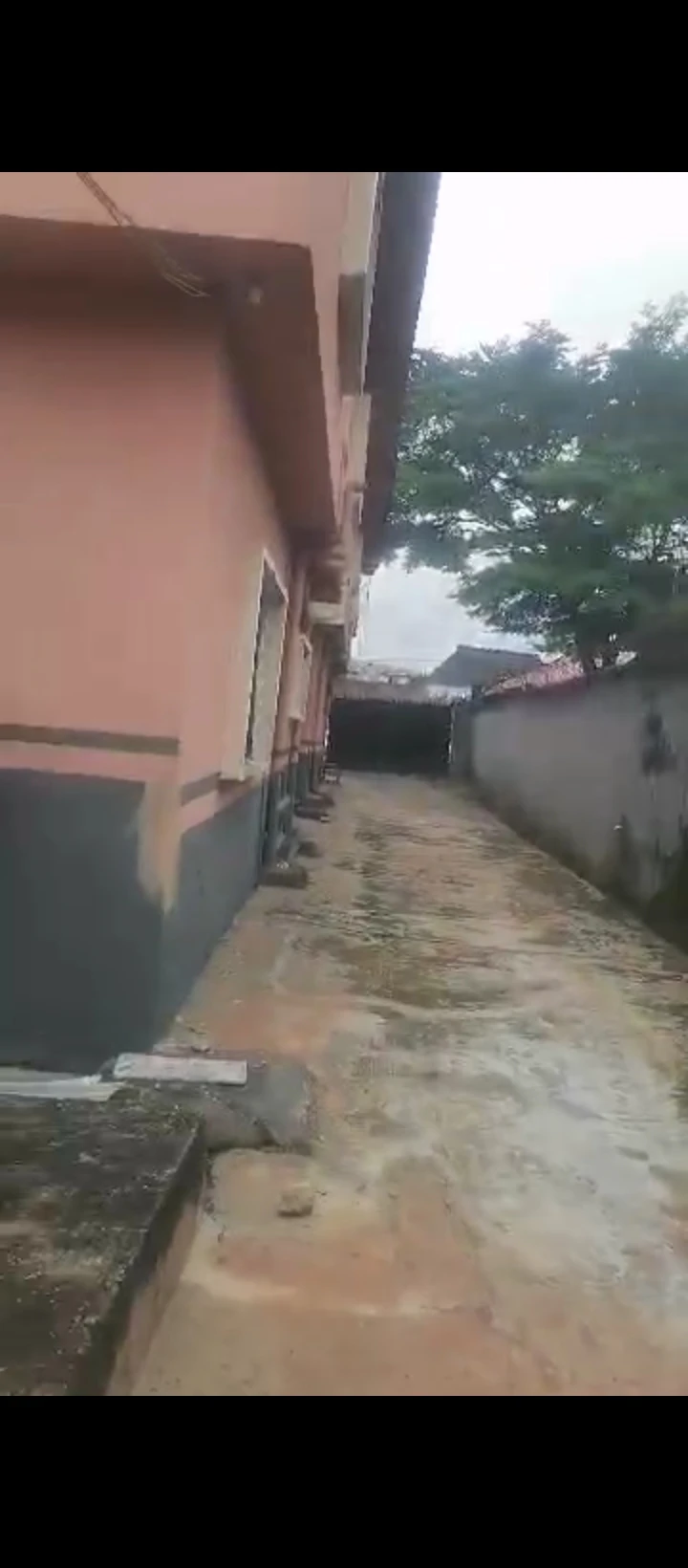 Lodge for Sale in Mm way, Edo - Image 5