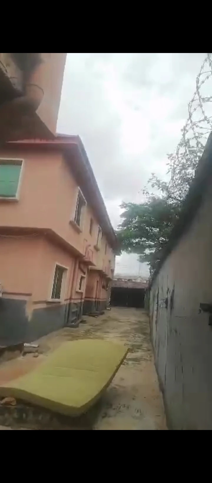 Lodge for Sale in Mm way, Edo - Image 3