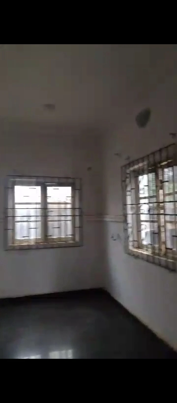 2 Bedroom Flat for Rent in Ogunwemnyi, Edo - Image 5