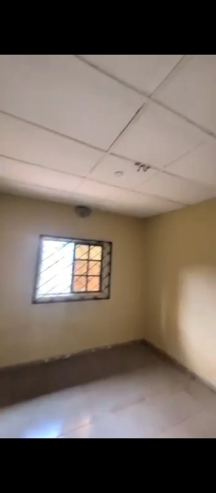 3 Bedroom Flat for Rent in Isihor ugbowo, Edo - Image 1