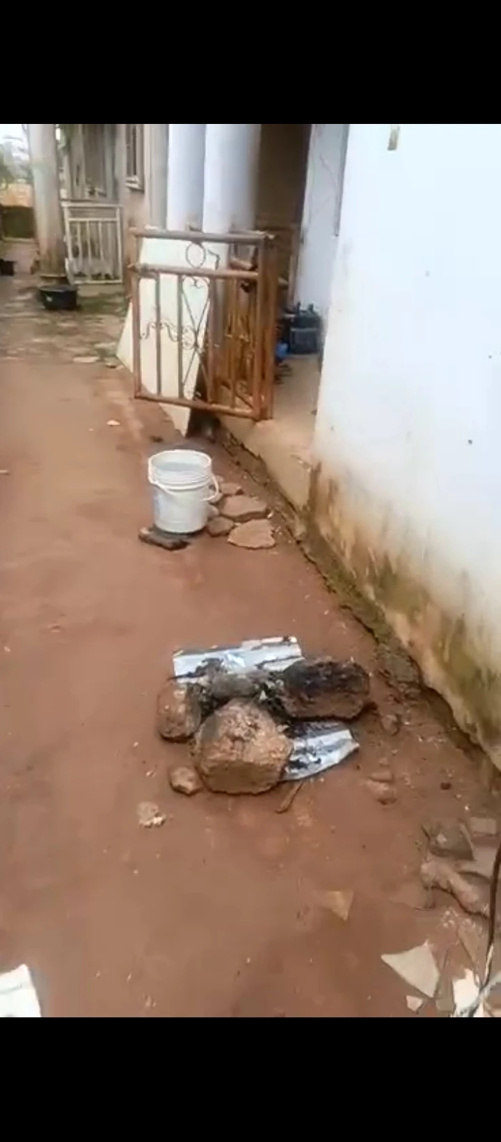 3 Bedroom Flat for Sale in Ebo airport road, Edo - Image 2