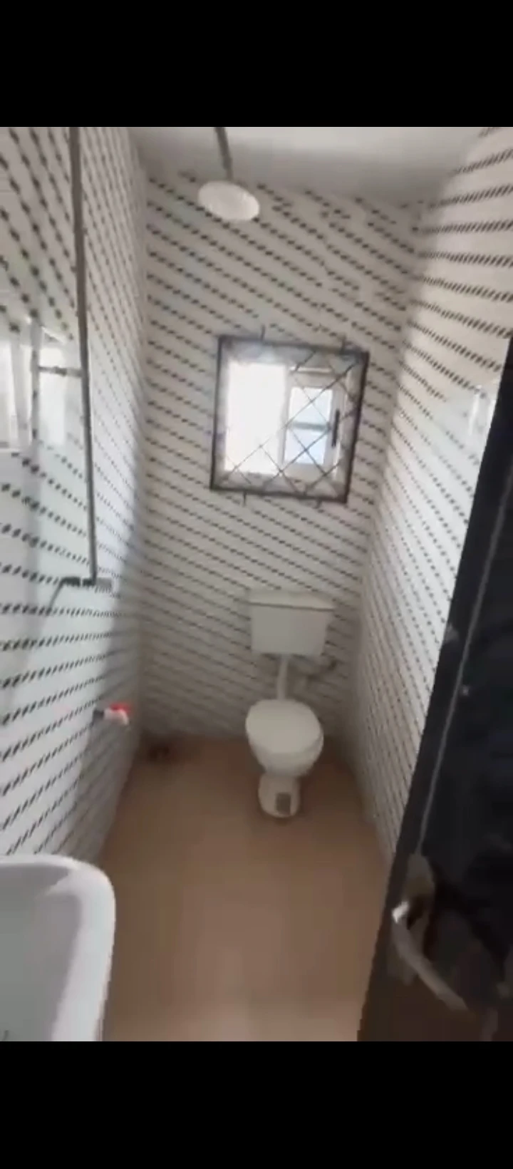 2 Bedroom Flat for Rent in Isihor ugbowo, Edo - Image 4