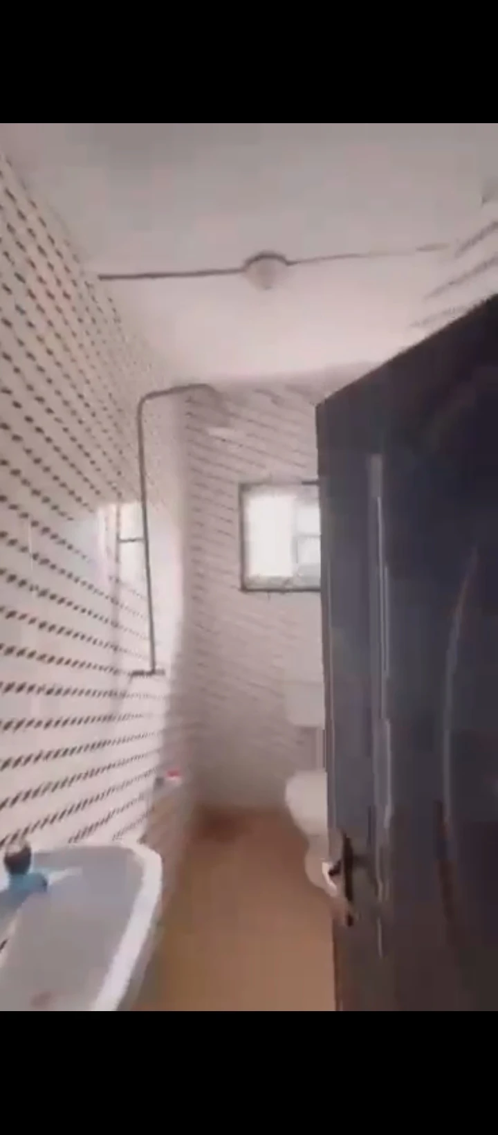 2 Bedroom Flat for Rent in Isihor ugbowo, Edo - Image 1
