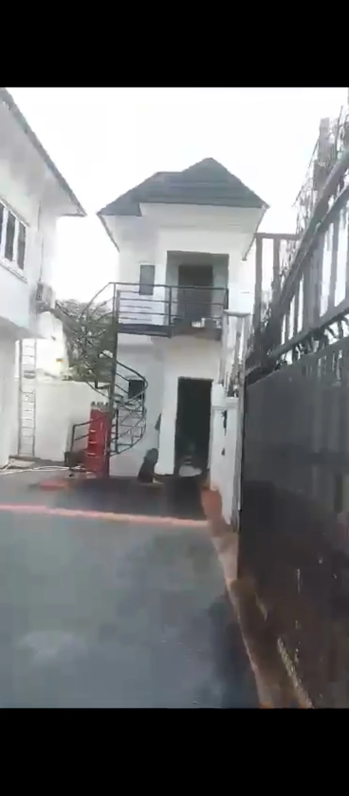 2 Bedroom Flat for Sale in 1st ugbor, Edo - Image 2