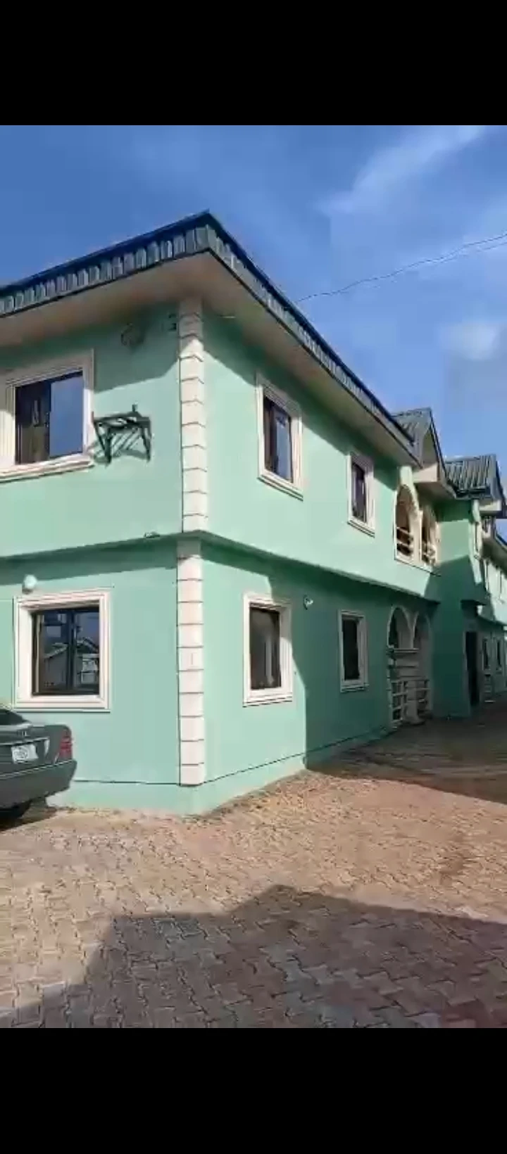 3 Bedroom Flat for Sale in Ekehuan road, Edo - Image 1