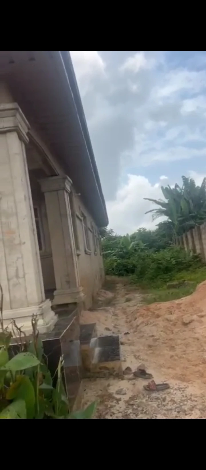 Bungalow for Sale in Okhoromi airport road, Edo - Image 4