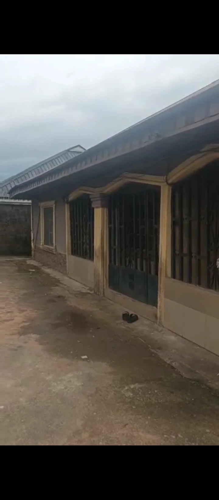 3 Bedroom Flat for Sale in Amagba, Edo - Image 3