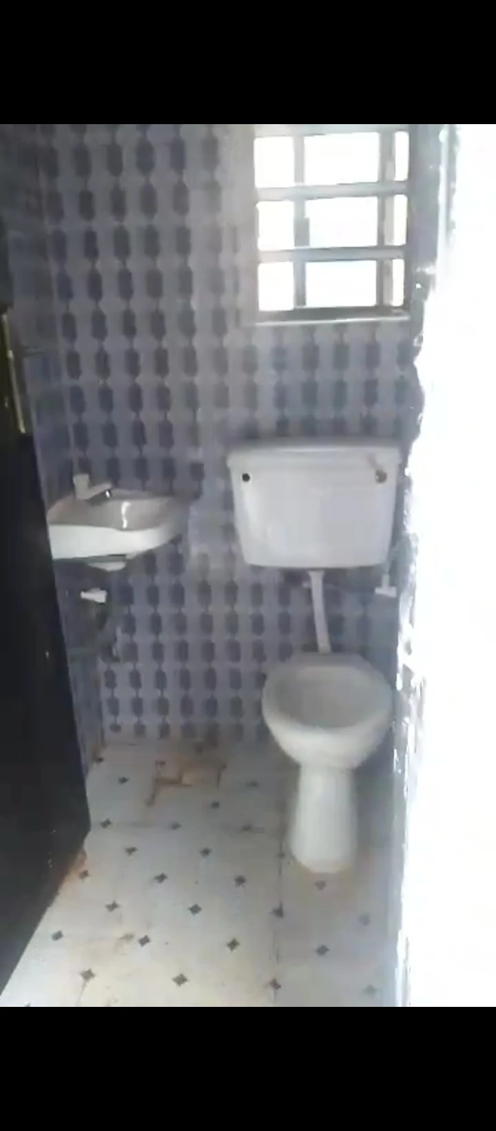 SelfContain for Rent in Sapele road, Edo - Image 3