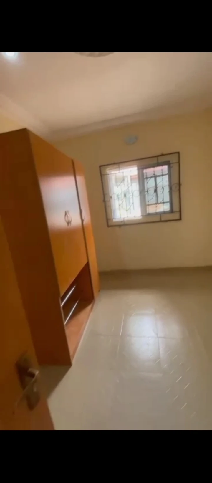 4 Bedroom Flat for Rent in Ogheghe sapele road, Edo - Image 6