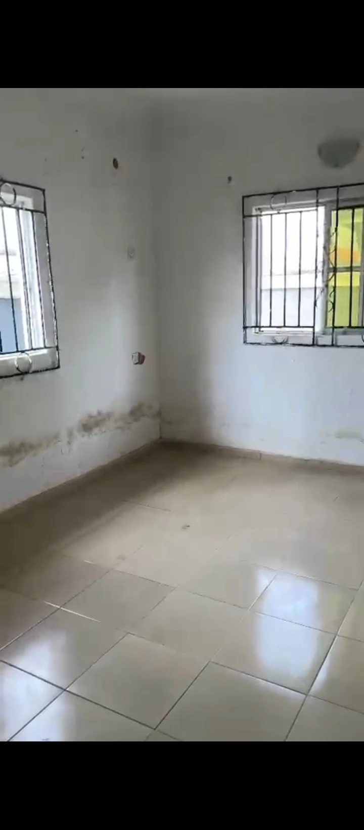 3 Bedroom Flat for Sale in Ugbor gra, Edo - Image 4