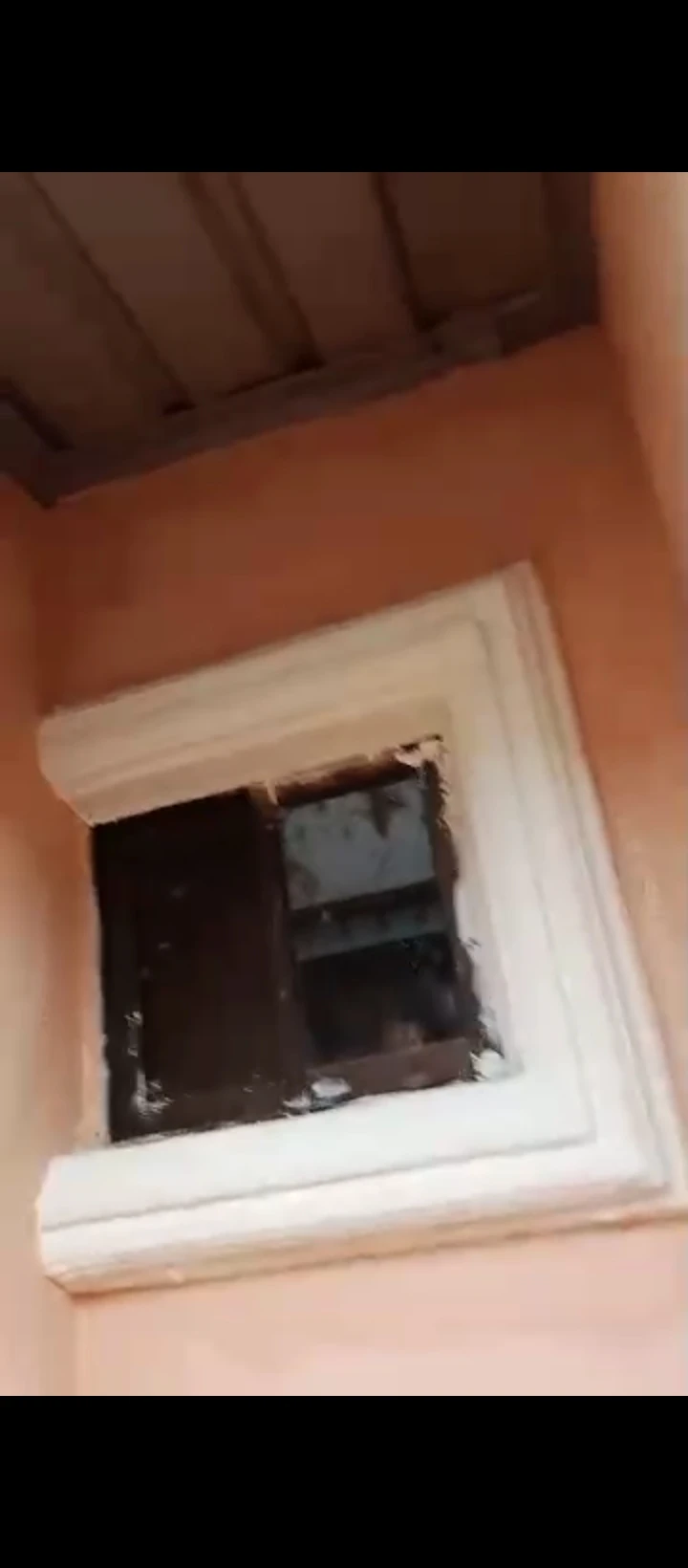 3 Bedroom Flat for Sale in Ikhuenero agbor park, Edo - Image 3