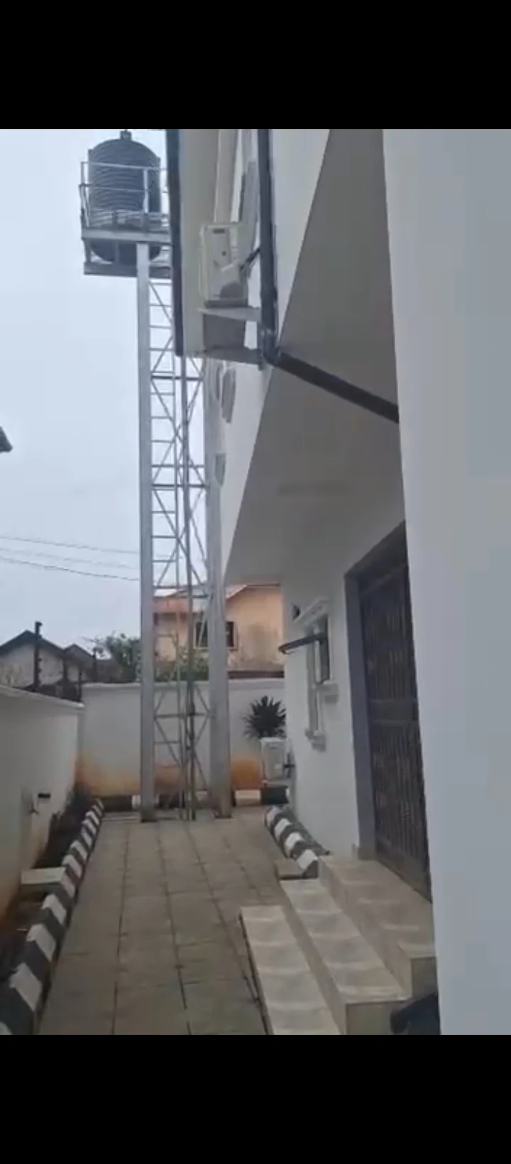 Duplex for Sale in Gra, Edo - Image 5
