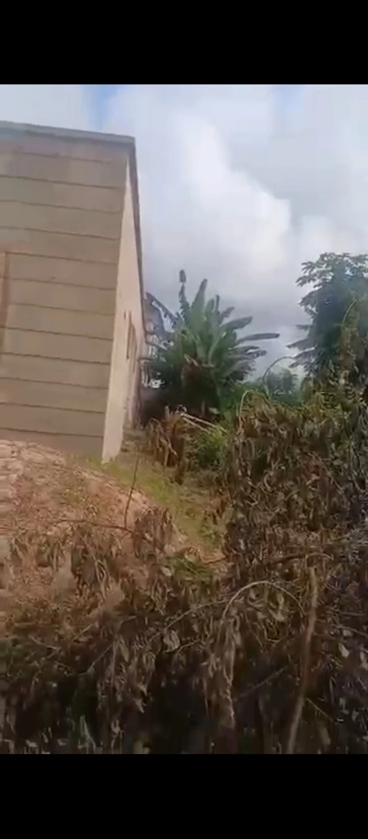 Bungalow for Sale in Okhoromi airport road, Edo - Image 3