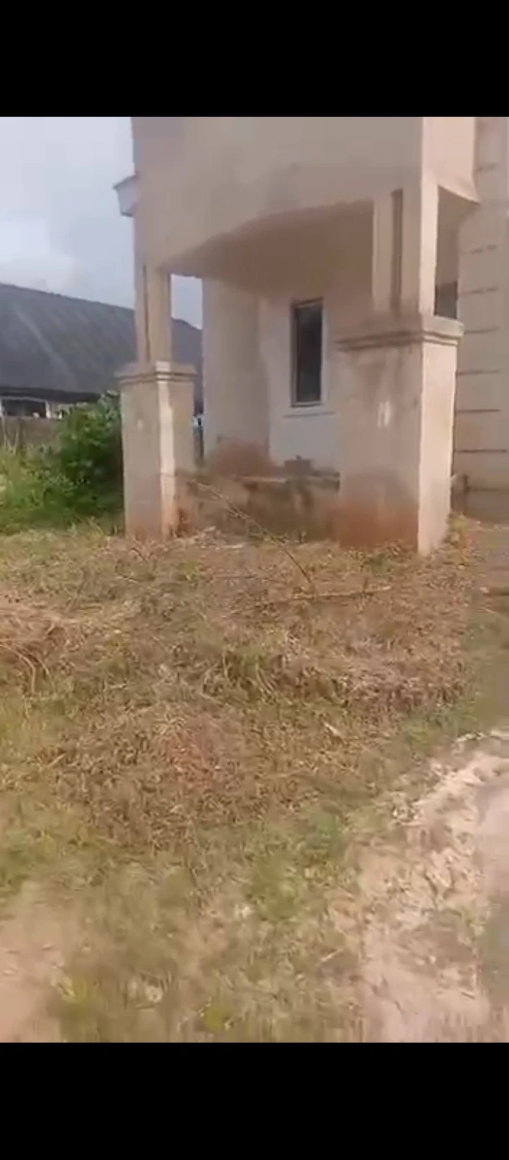 Bungalow for Sale in Okhoromi airport road, Edo - Image 2