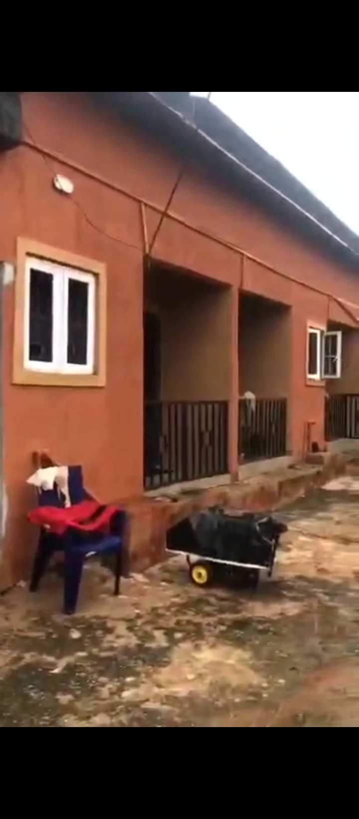 2 Bedroom Flat for Sale in Egbiri airport road, Edo cover picture