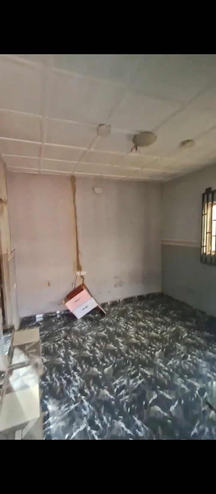 1 Bedroom Flat for Sale in Isihor, Edo cover picture