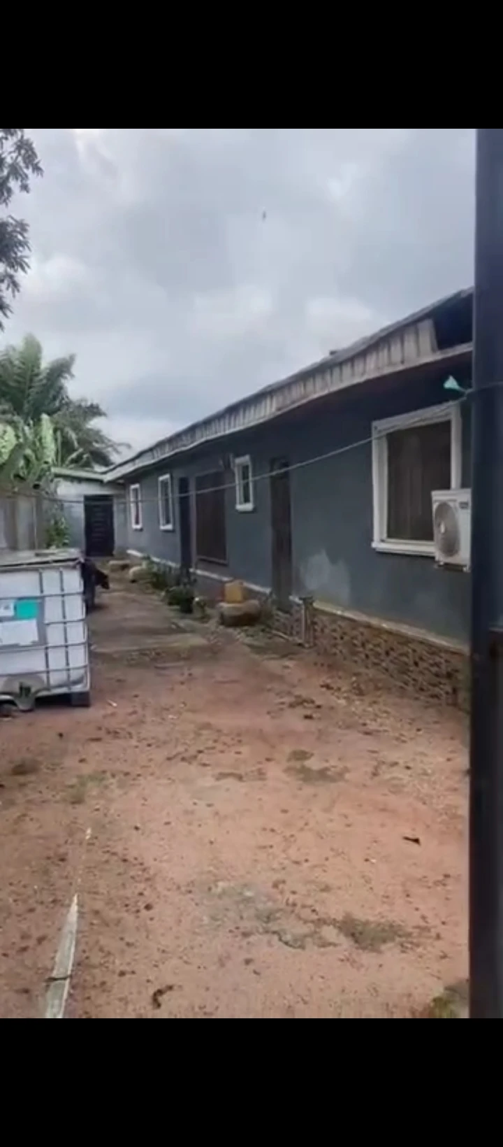 3 Bedroom Flat for Sale in Akenzuwa, Edo cover picture