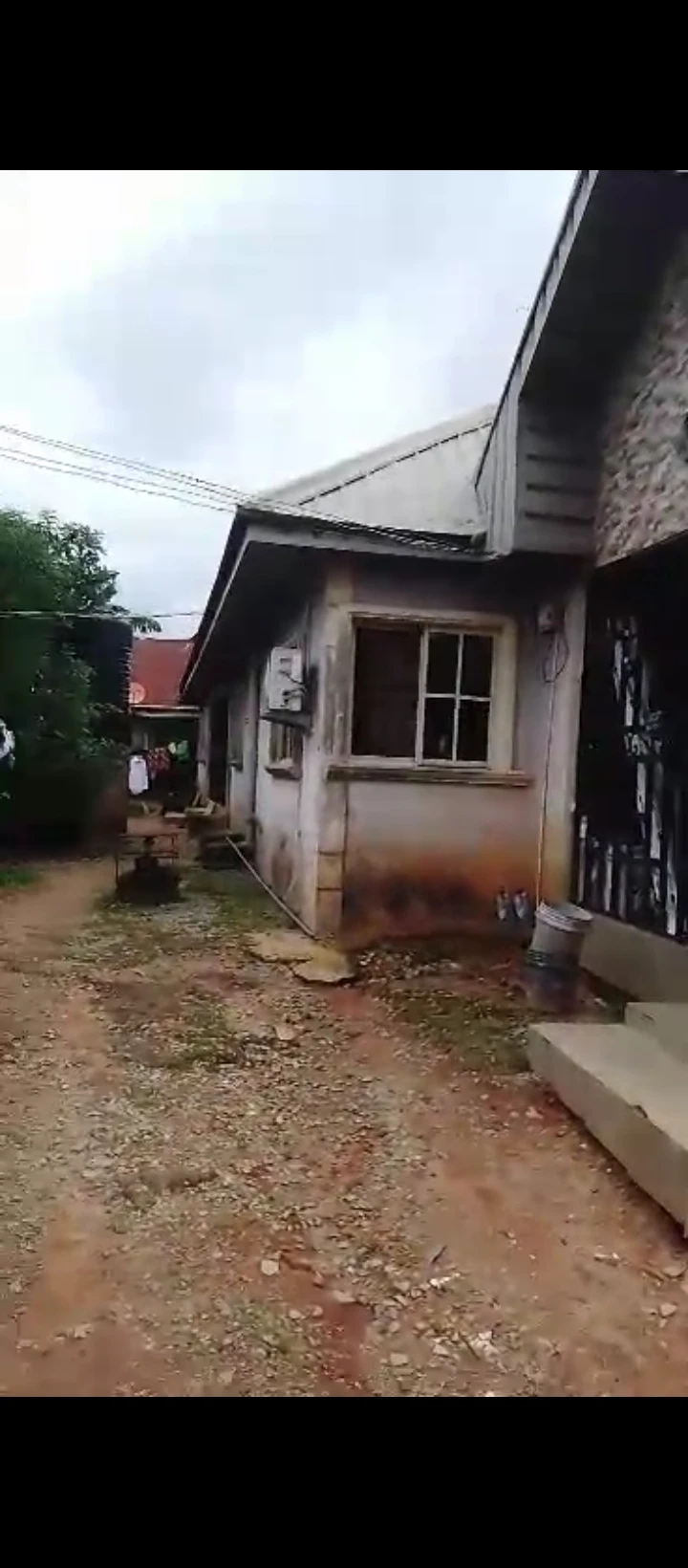 3 Bedroom Flat for Sale in Ogunwemnyi, Edo cover picture