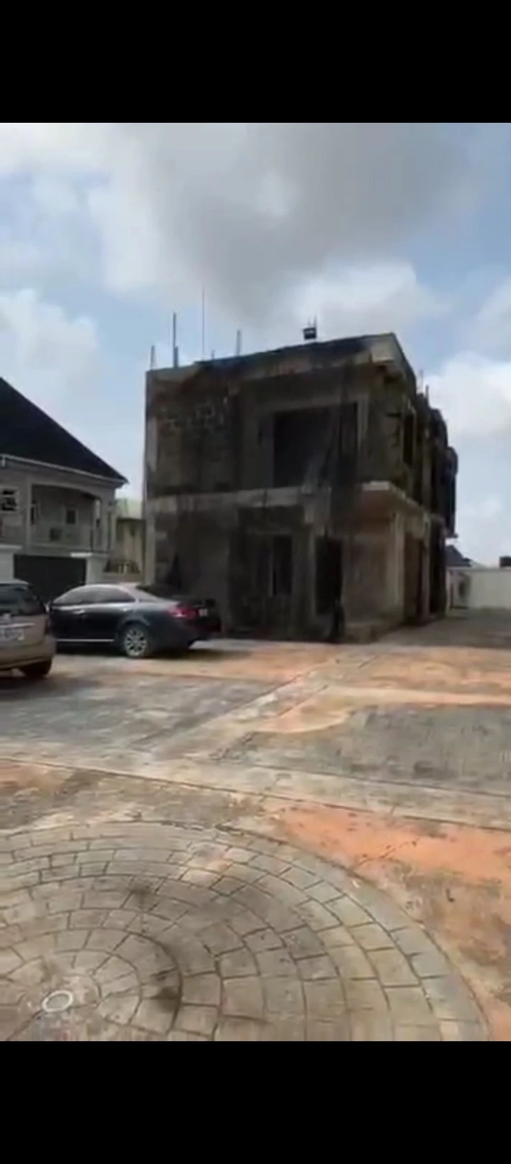 Duplex for Sale in Country home, Edo cover picture