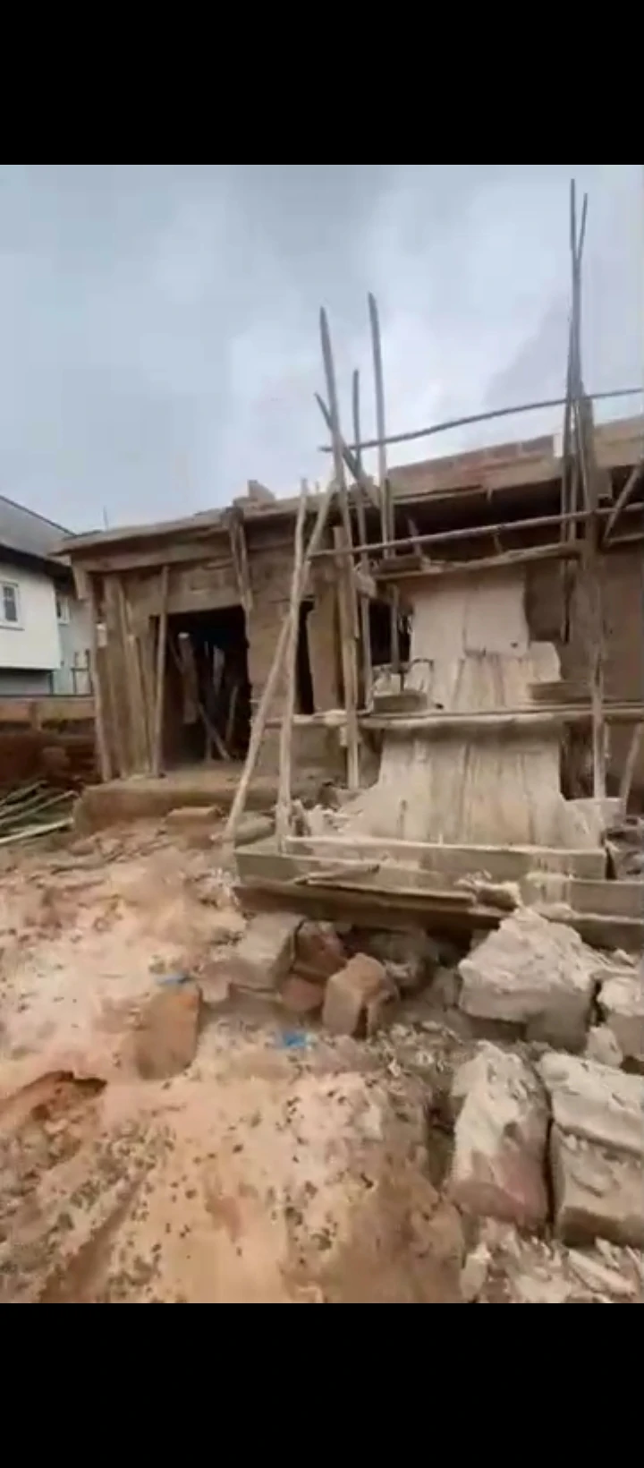Uncompleted Building for Sale in MTN mask ugbor, Edo cover picture