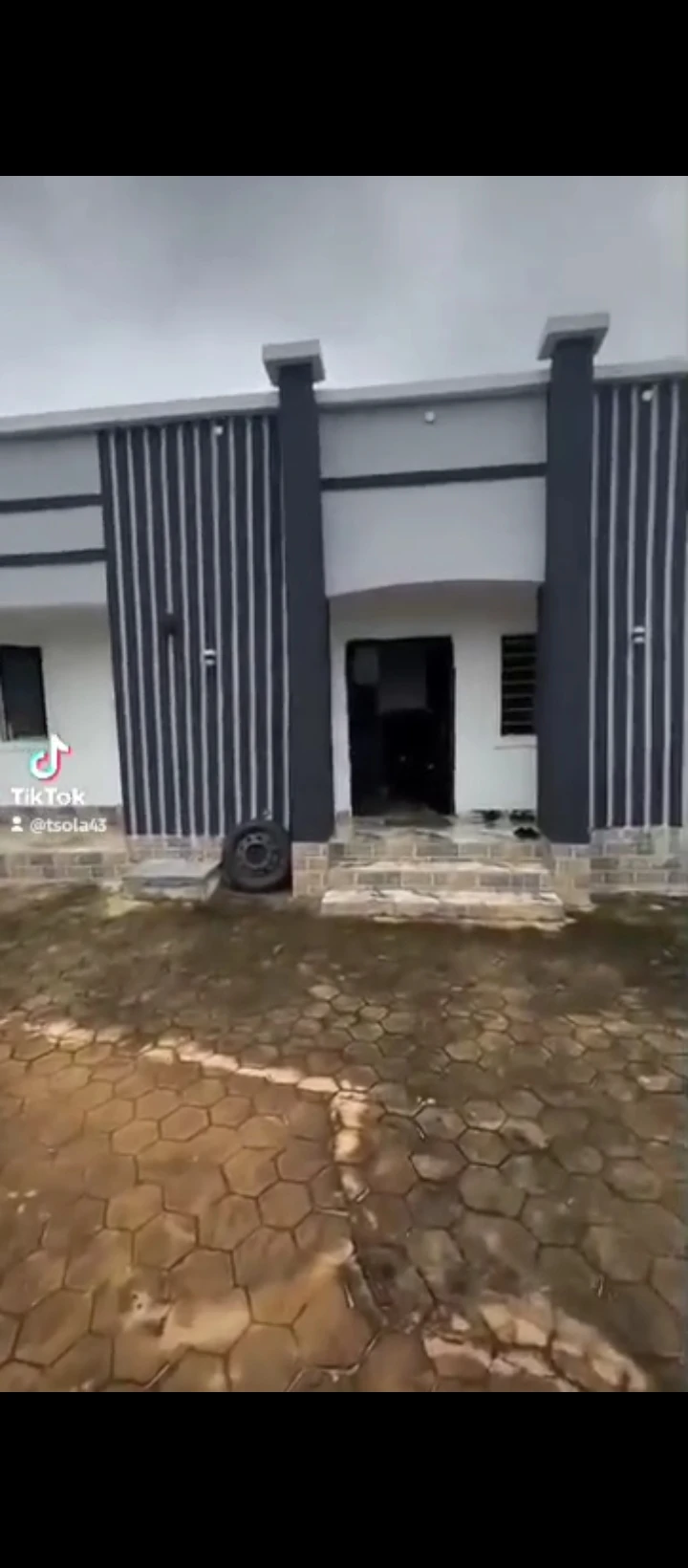 3 Bedroom Flat for Sale in Obagie sapele road, Edo cover picture