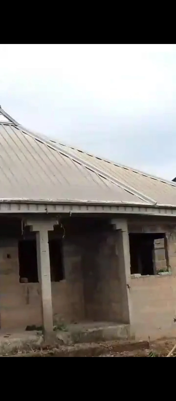 Uncompleted Building for Sale in Airport road, Edo cover picture