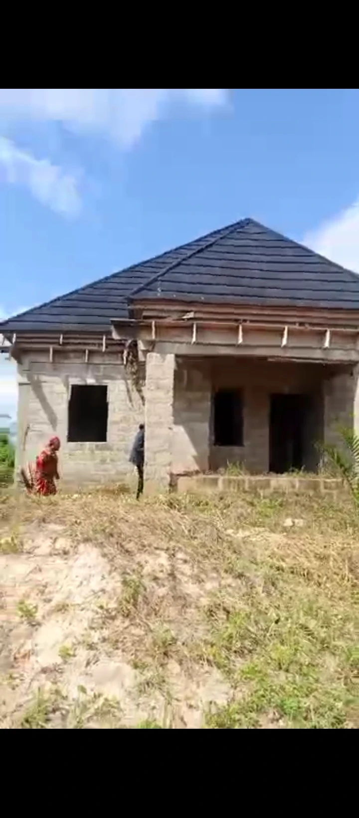 Bungalow for Sale in Obazagbon sapele road, Edo cover picture