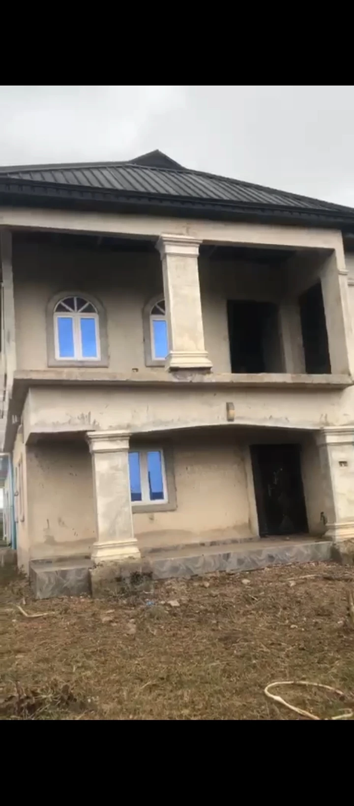 3 Bedroom Flat for Sale in Uhroho sapele road, Edo cover picture