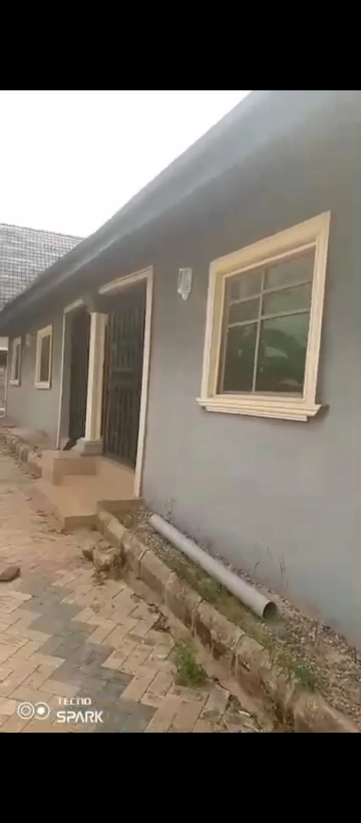 3 Bedroom Flat for Sale in Sapele road, Edo cover picture