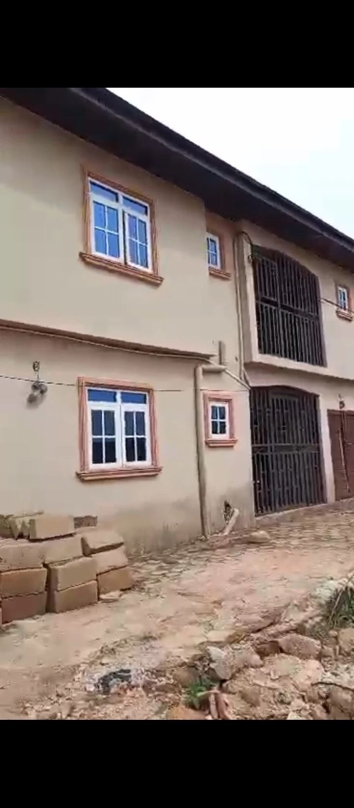 3 Bedroom Flat for Sale in Ogunwemnyi, Edo cover picture