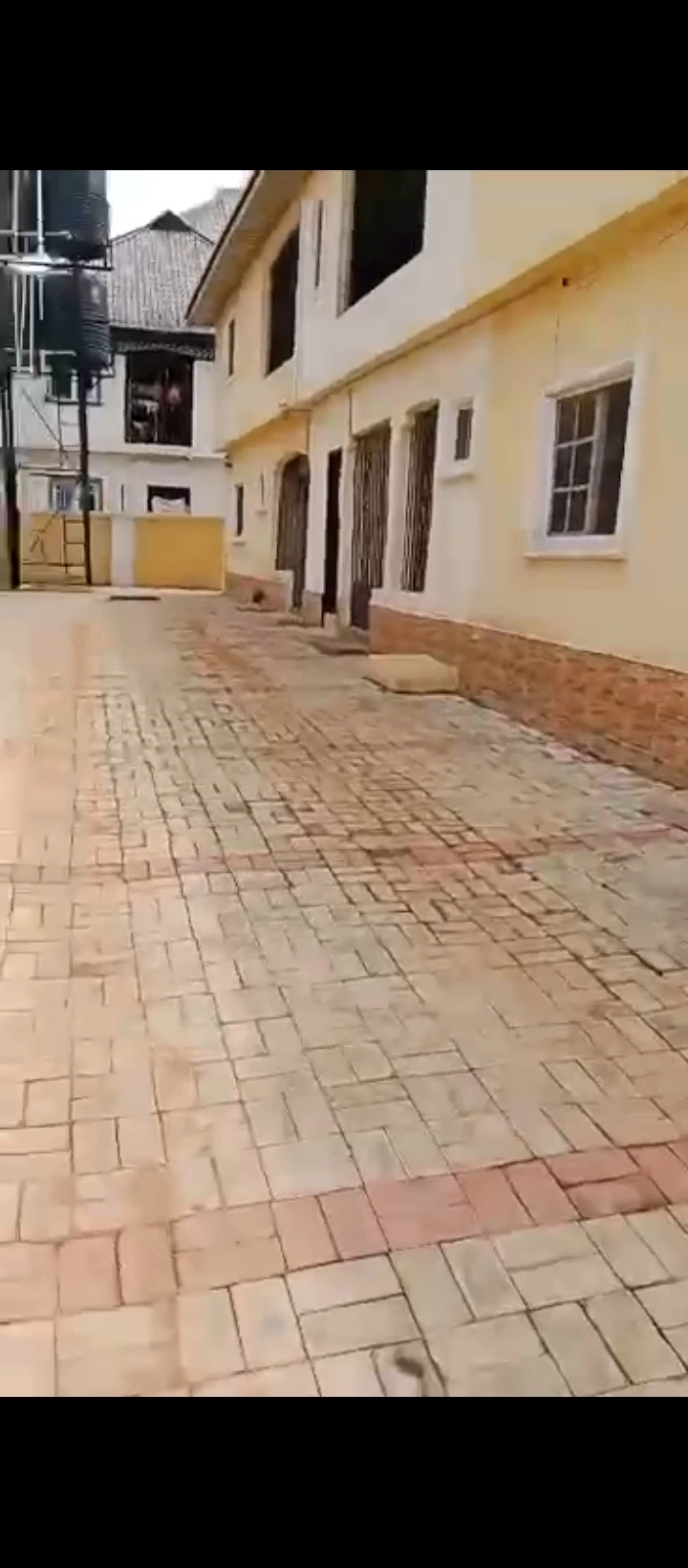 2 Bedroom Flat for Sale in Off winners sapele road, Edo cover picture